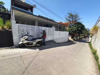 DIJUAL RUMAH CANTIK + MINI POOL DI SINDANGLAYA